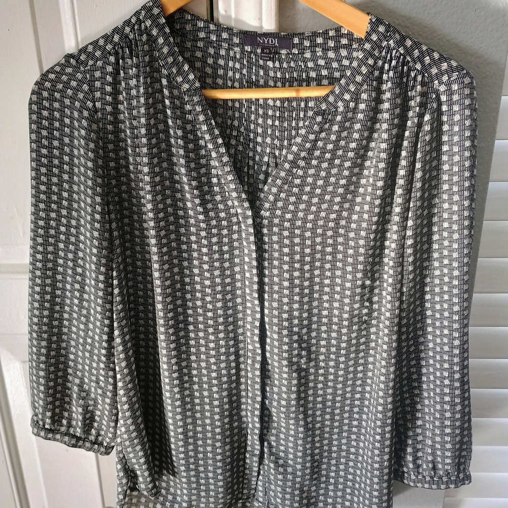 NYDJ Women's Black and White Blouse